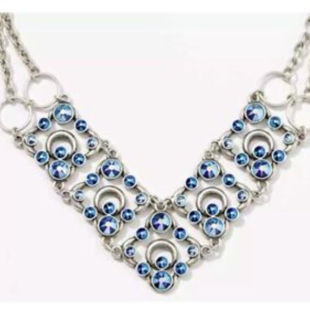Shimmer V Necklace - New in Box